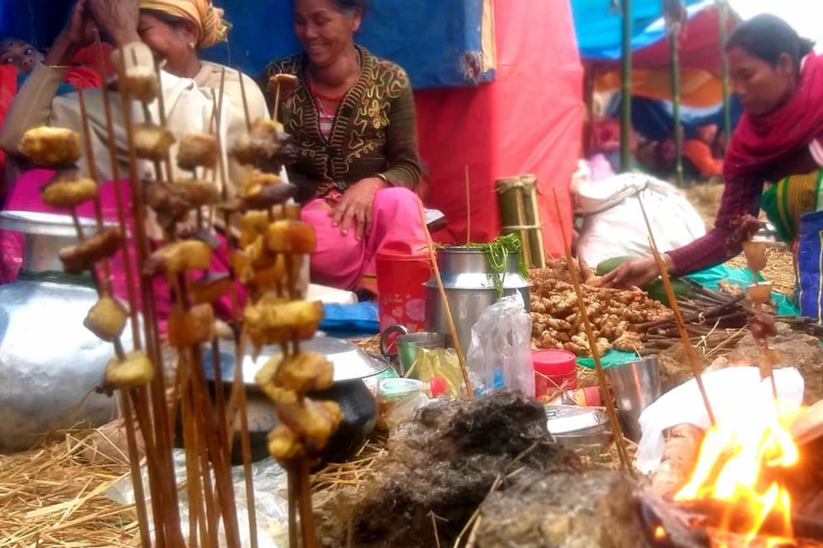 Keeping Tradition Alive: Joonbeel Mela, Where Trade Takes Place Through Barter, Draws Huge Crowd Amid Covid - Vimarsana News