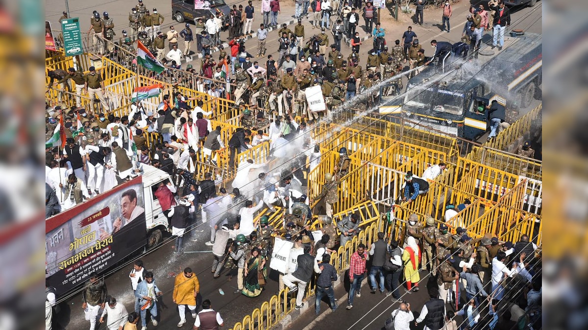 Farm laws: Bhopal Police lob Tear Gas Shells, Fire Water Cannons on Protesting Congress Workers