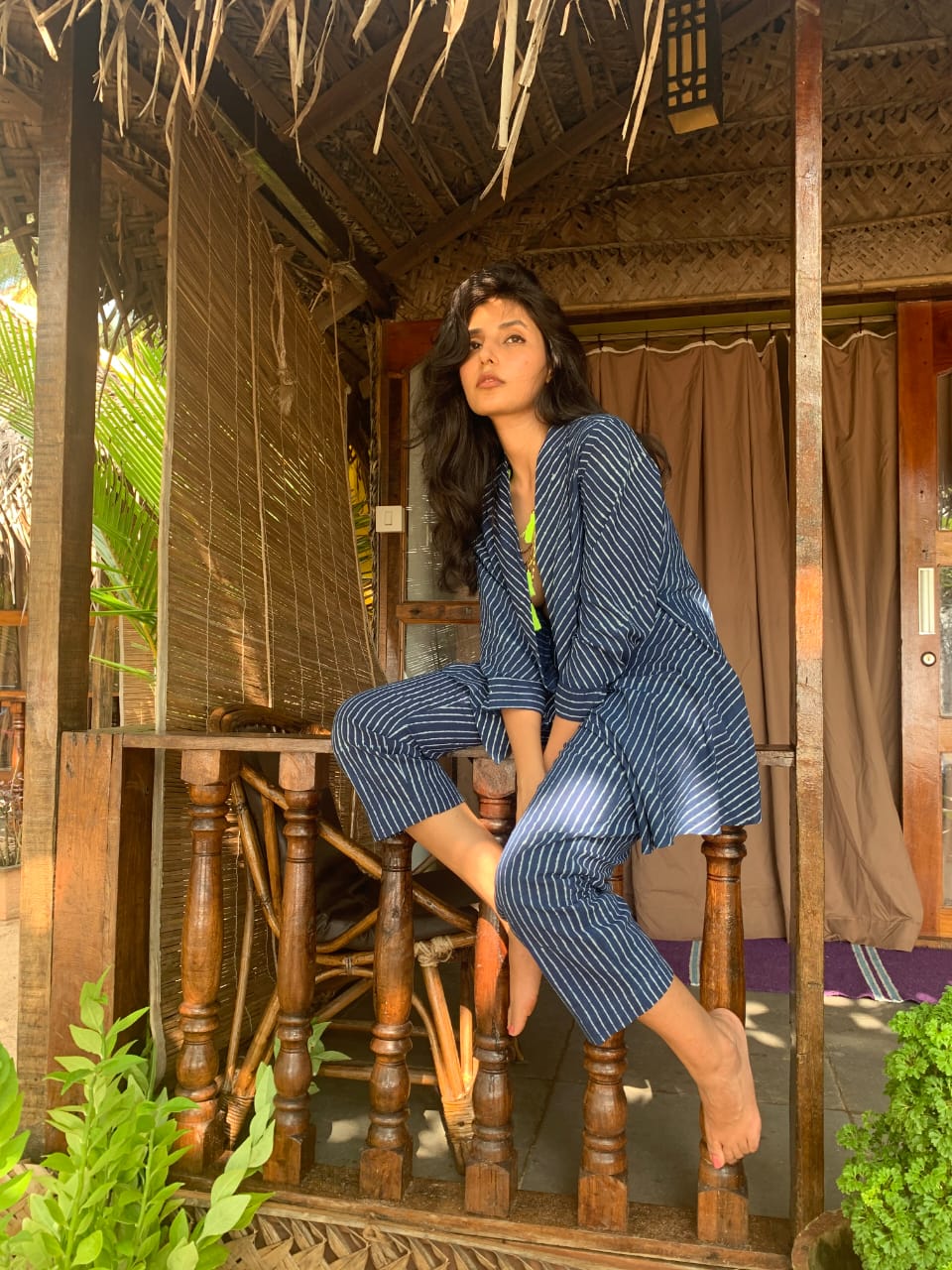  Harshita Shekhar Gaur was spotted in a striped blue trouser and a blazer set. The striped blazer set is perfect for the workplace as well as high-end brunches. The same colour trend from head to toe promises an effortlessly put-together end result.