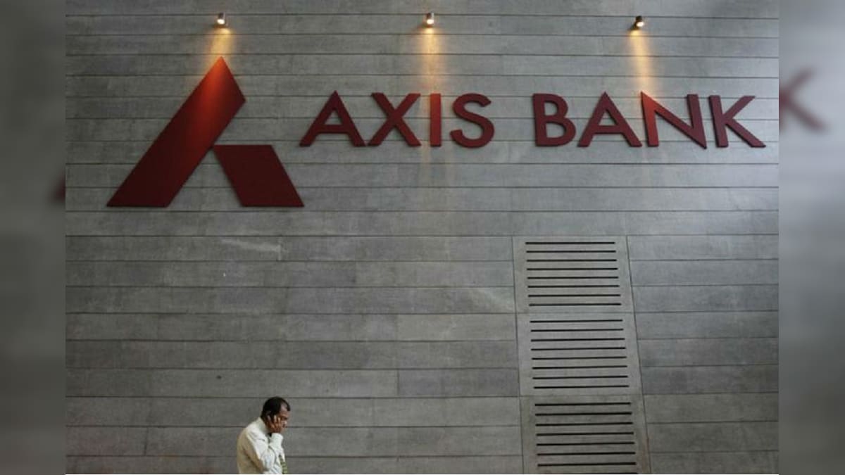 Axis Bank ATM Cash Withdrawal, Non-maintenance of Balance Charges to Increase from May. Know Here