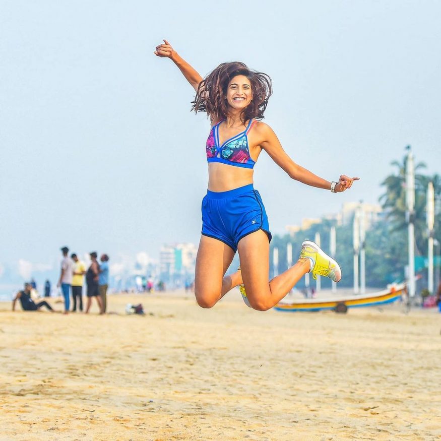Aahana Kumra is a fitness freak. Recently, she posted several images of her running and exercising on the beach. (Image: Instagram) Aahana Kumra is a fitness freak. Recently, she posted several images of her running and exercising on the beach. (Image: Instagram)