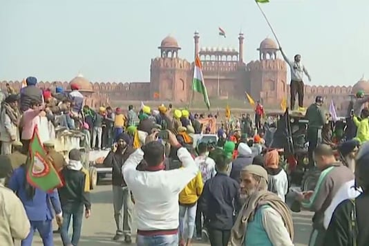 Farmers protest at Red Fort on Republic Day.