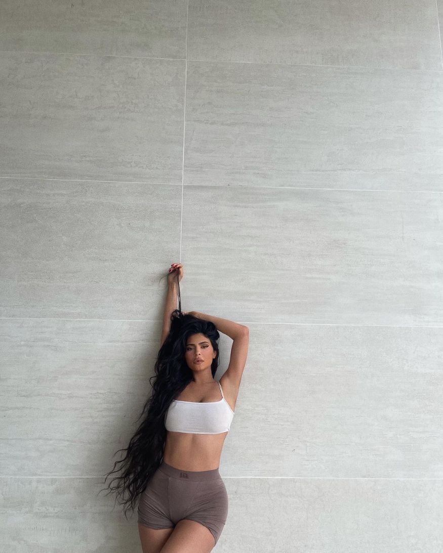  The diva takes internet by storm every time she posts stunning pictures of herself on social media.(Image: Instagram)