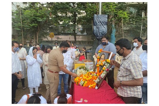 Freinds and family pay tribute to Jhanvi Kukreja at the condolence meet held at Khar Gymkhana on January 15.