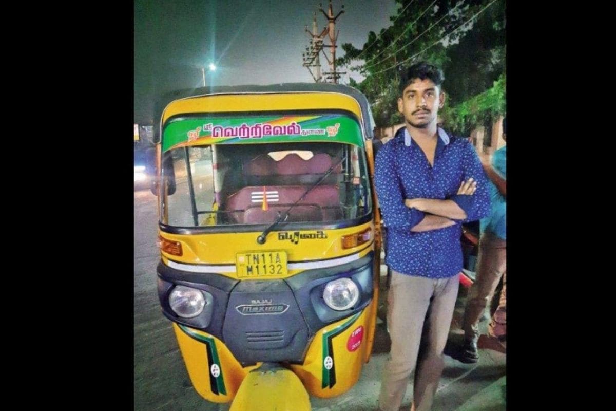 Chennai Autorickshaw Driver Finds Gold Jewelry Worth Rs 20 Lakh, Returns to Police