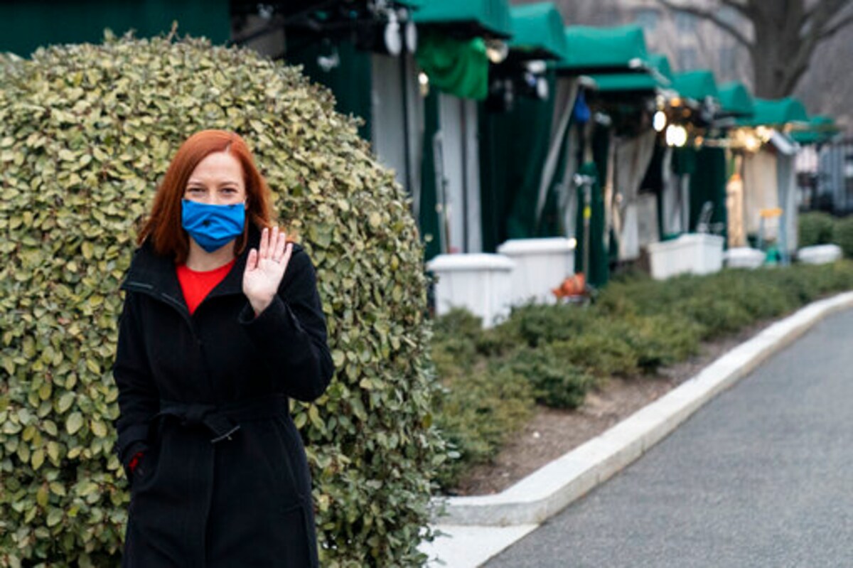 Testing Wristbands Masks A Sign Of New Boss At White House