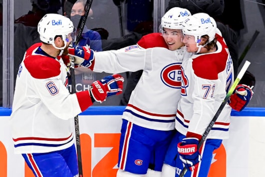 Rielly Scores In OT, Maple Leafs Beat Canadiens 5-4 Rielly Scores In OT, Maple Leafs Beat Canadiens 5-4