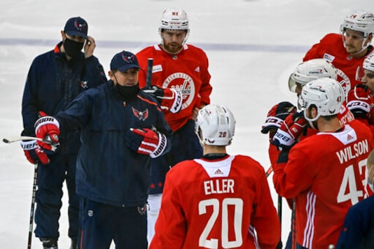 Not Only Goalies Wear Masks: NHL Coaches Must Cover Faces Not Only Goalies Wear Masks: NHL Coaches Must Cover Faces