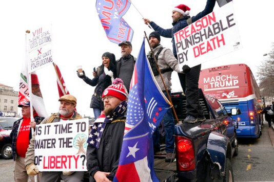 Judge Bans Proud Boys Leader From Washington After Arrest Judge Bans Proud Boys Leader From Washington After Arrest