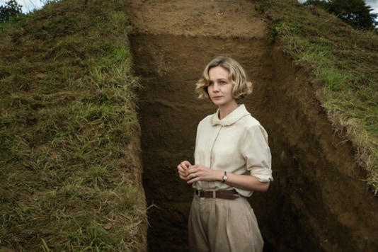 Review: Buried Treasure, Impending War And Loss In ‘The Dig’ Review: Buried Treasure, Impending War And Loss In ‘The Dig’
