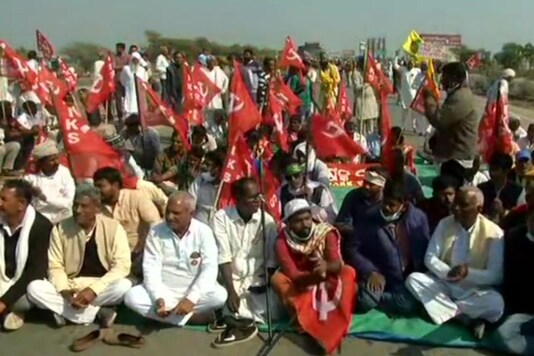 Protesters block national highway near Shahjahanpur border (Rajasthan-Haryana), as part of 'Chakka Jaam' call given by farmers from 12 pm to 3:00 pm today.