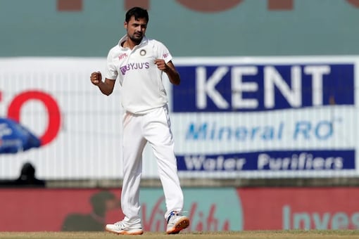 India vs England 2021-Fit Again Axar Patel Likely to Replace Shahbaz Nadeem for 2nd Test