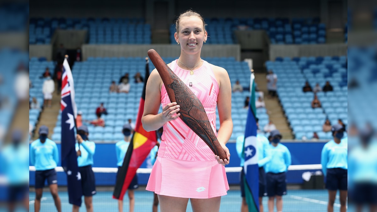 Dominant Elise Mertens Bats Kaia Kanepi to Win Gippsland Trophy Title