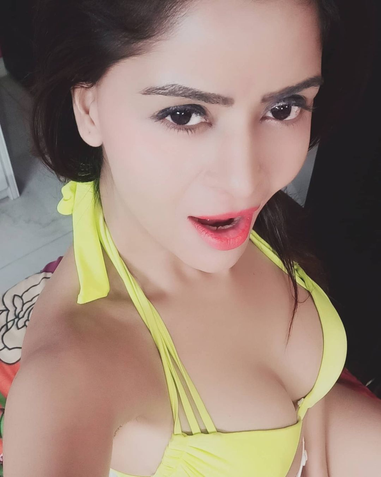 Gehana Vasisth Of Gandii Baat Fame Arrested In Porn Racket See Pics Of The Actress Photogallery Actress , director , producer and a software engineer. gehana vasisth of gandii baat fame