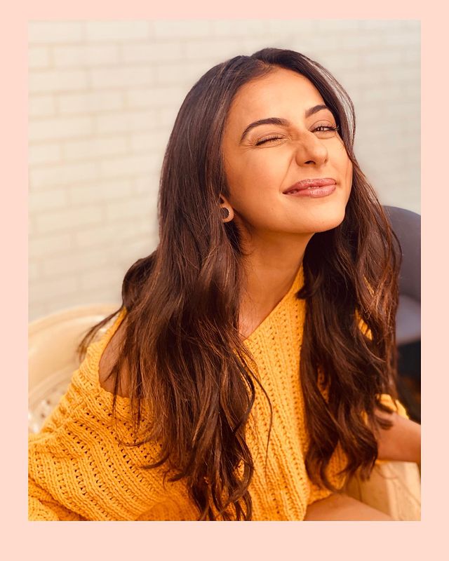  In addition to her sexy side, Rakul Preet is also known as a goofball. (Image: Instagram)
