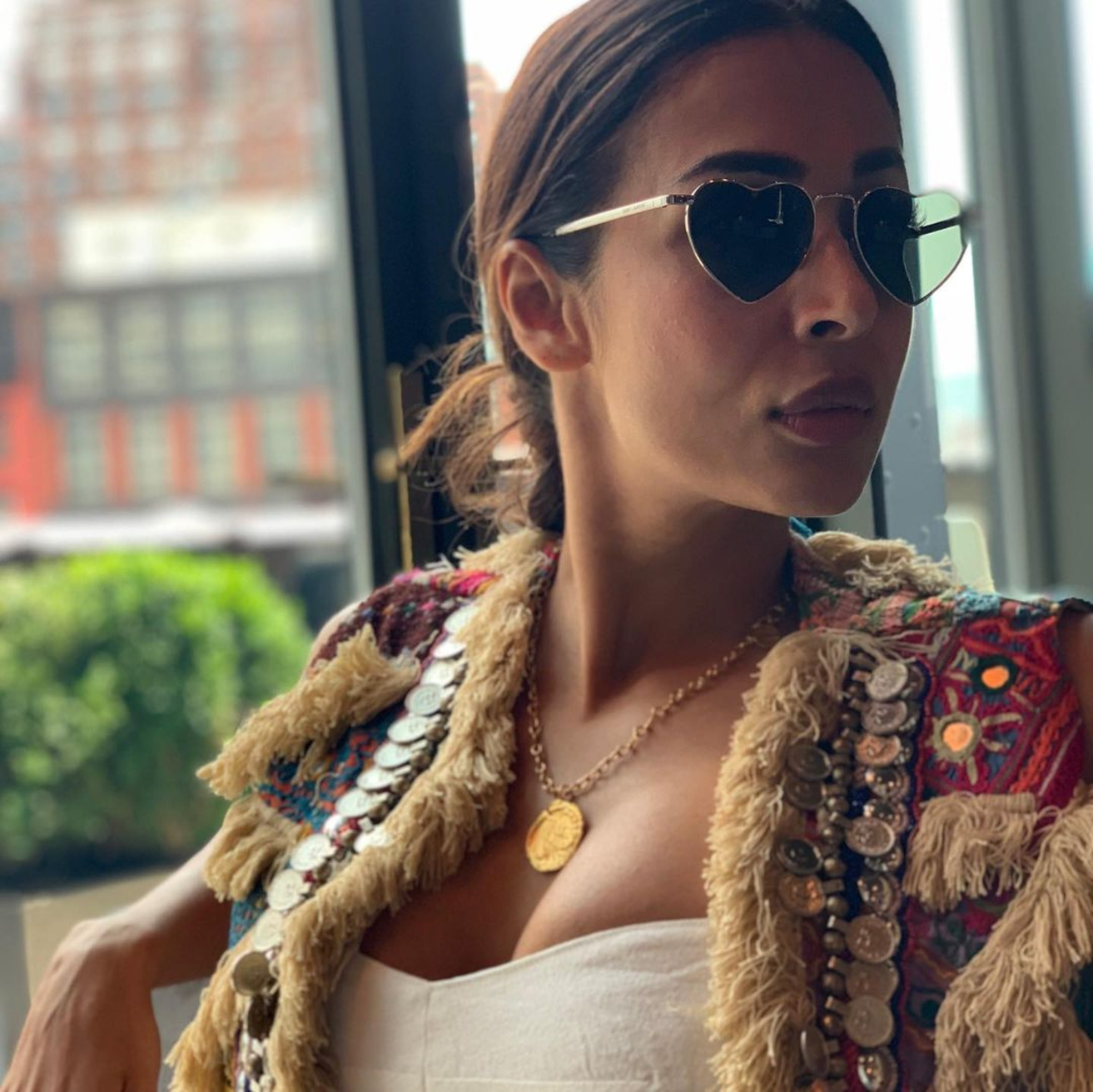  Malaika poses for a pout in yet another seductive picture. (Credit: Instagram)