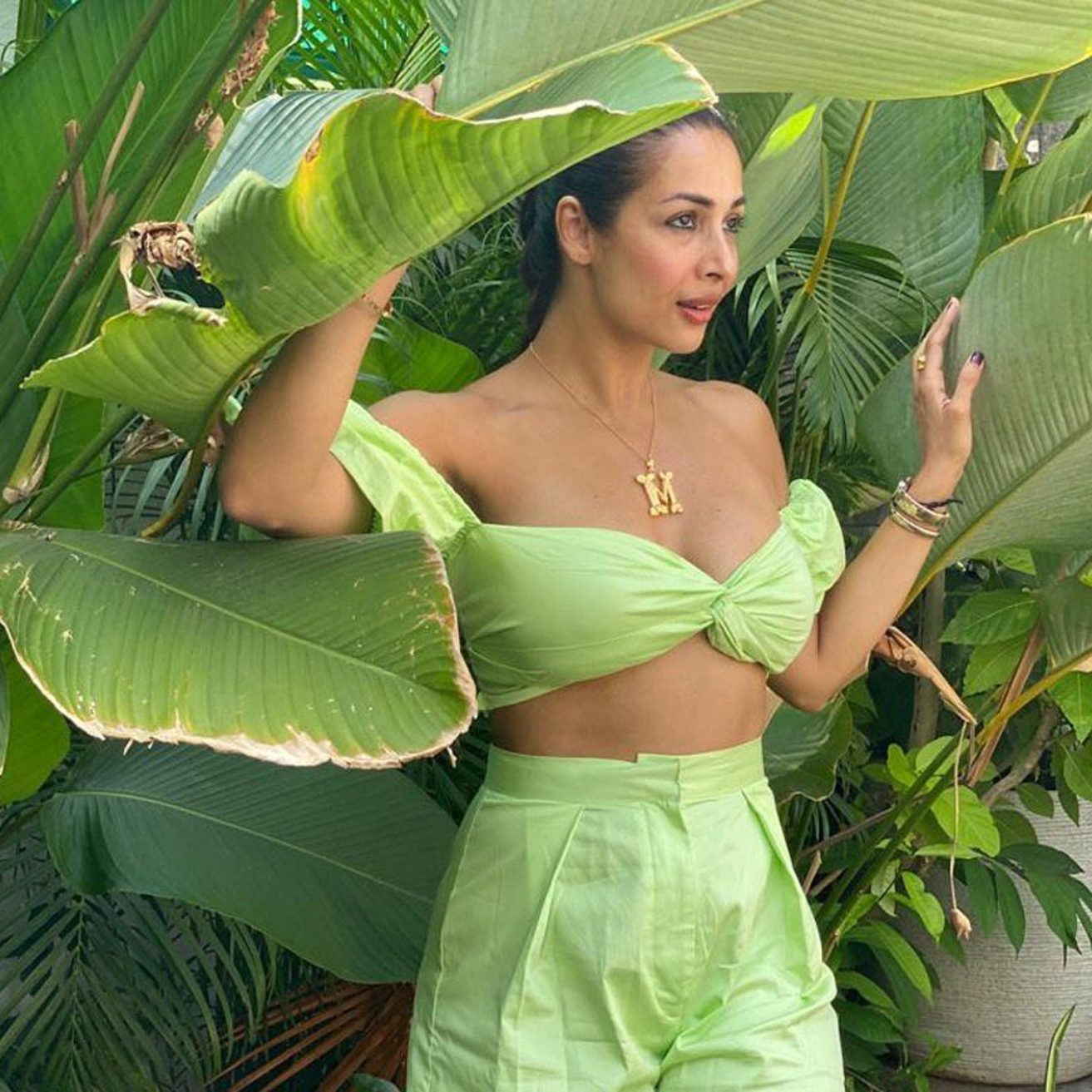  Malaika Arora looks super sexy in this picture as she flaunts her super sexy and toned body. (Credit: Instagram)
