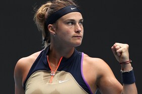 Aryna Sabalenka Overcomes Early Scare to Advance at Roland Garros
