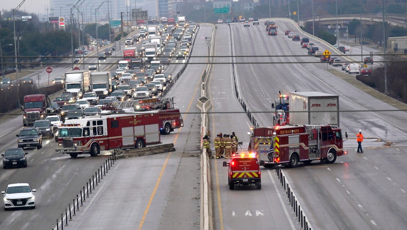Fort Worth Crash Pics: 130-car Pileup on Icy Texas Highway During ...