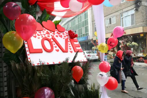 Valentine’s Day 2021: Know the Story Behind the Origin of This Special Day