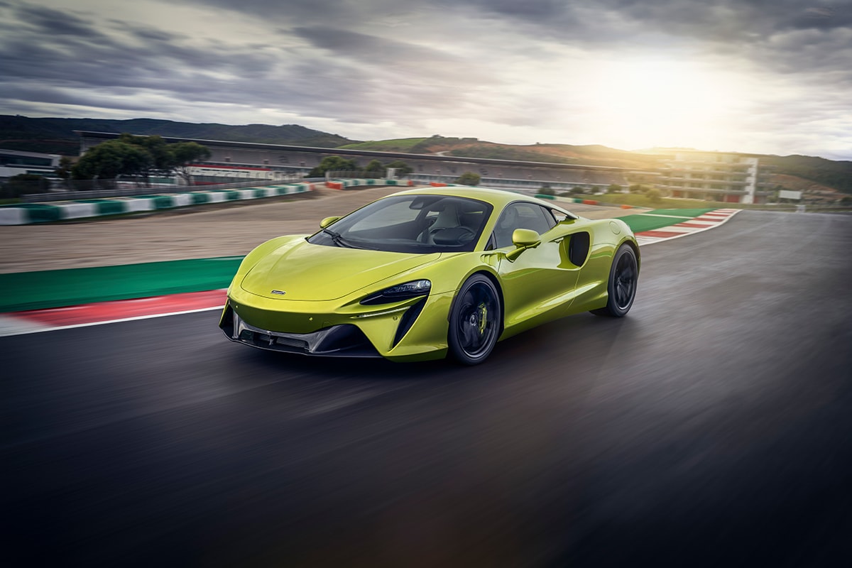 In Pics McLaren Artura Plugin Hybrid Supercar Unveiled, Gets Top