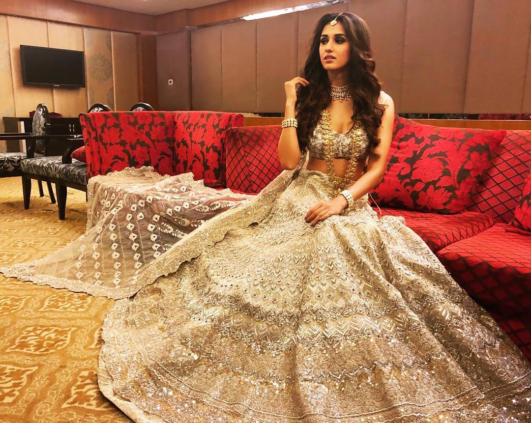 Dirsha Rocks Disha Patani Looks Stunning In Blue Lehenga At Friend's Wedding, See ...
