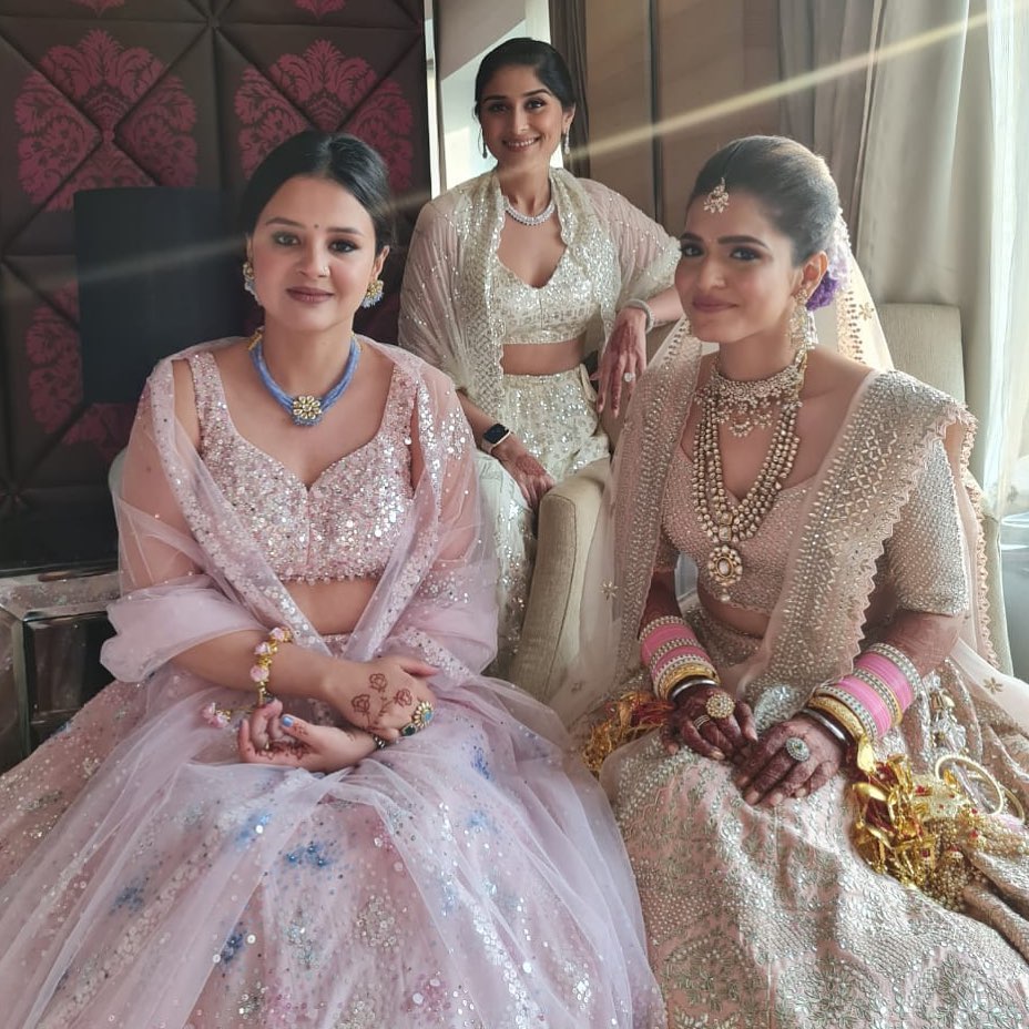 lehenga dhoni