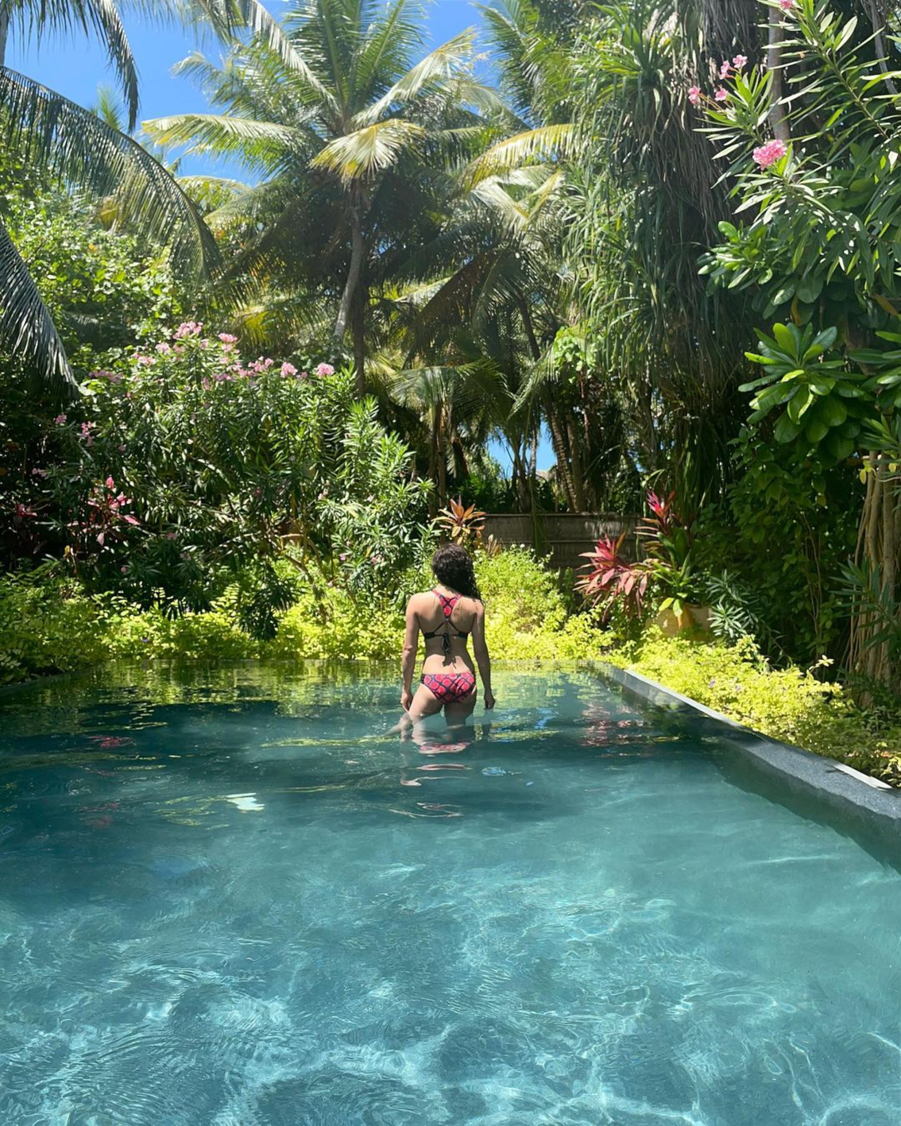 Drashti Dhami S Anniversary Getaway To Maldives With Hubby Is Giving Us Major Couple Goals See Pics Photogallery Silsila badalte rishton ka revolves around the new age marital drama which opens discussion on the topic of the. drashti dhami s anniversary getaway to