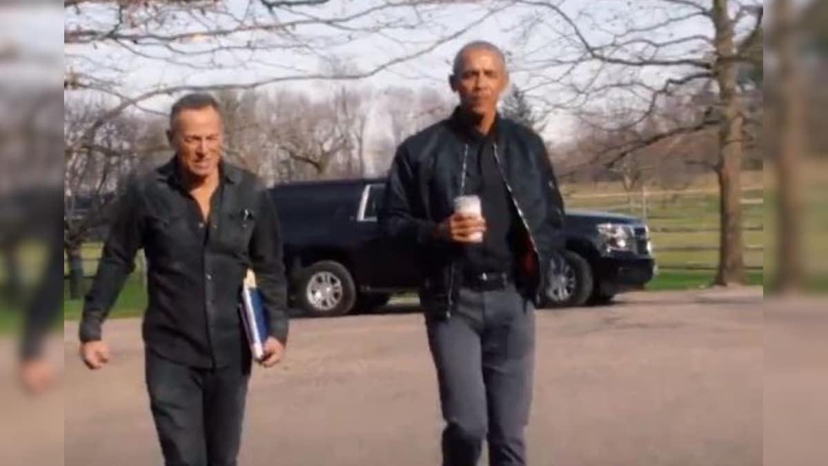 Barack Obama, Bruce Springsteen's 'Renegade' Podcast Discusses Everything From Fatherhood to Football