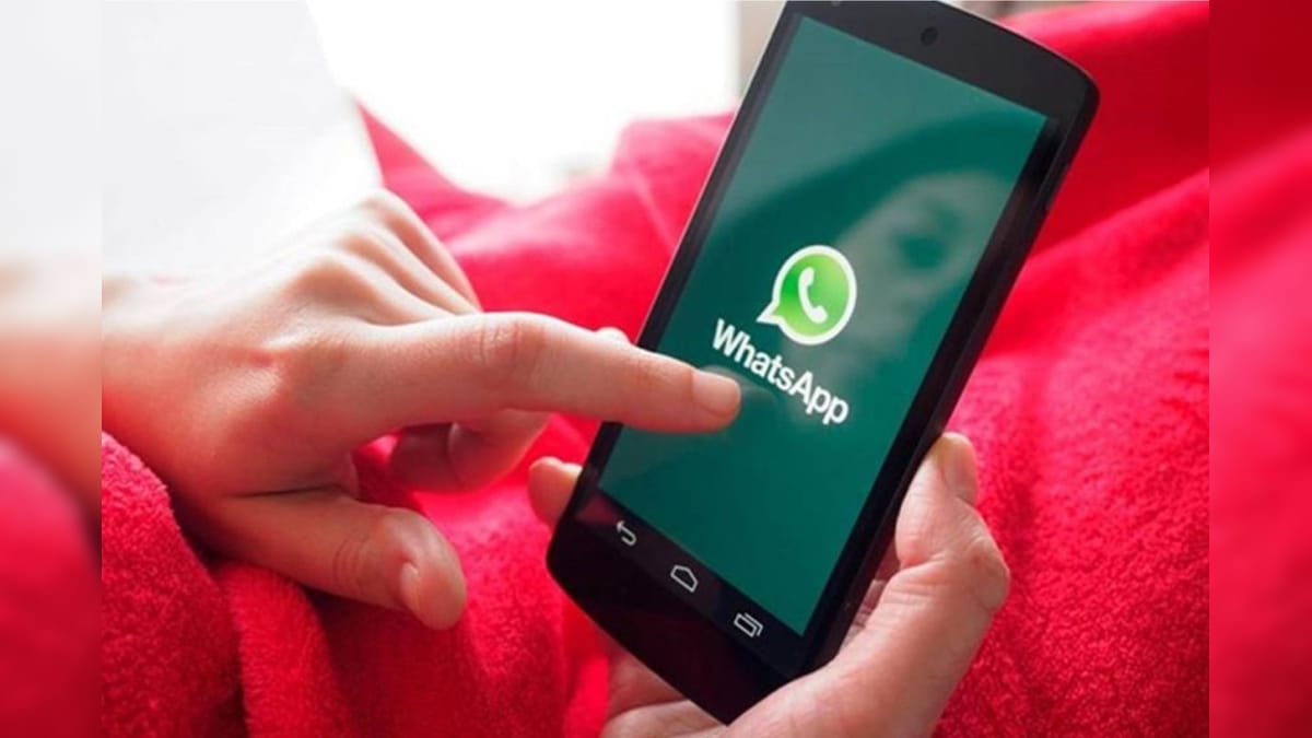 Man Adds Stranger to Family Whatsapp Group Thinking its His Dad, Realises Mistake After 6 Months