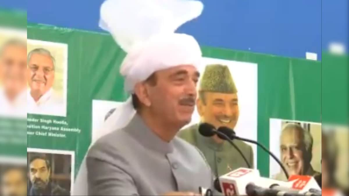 Day After Sporting Saffron Turban, 'Rebel' Congress Leader Ghulam Nabi Azad Praises PM Modi