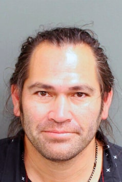 Former Baseball Player Johnny Damon Faces Resisting Charge Former Baseball Player Johnny Damon Faces Resisting Charge