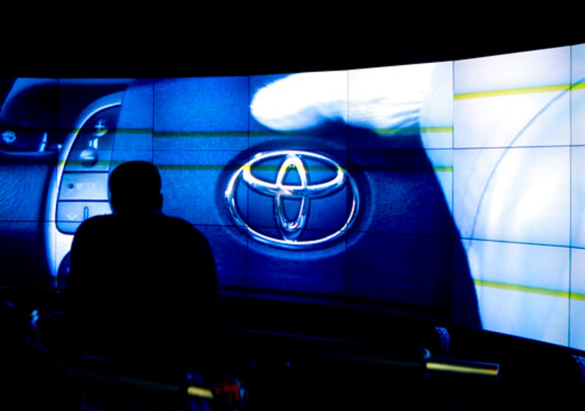 Toyota To Add Electric Plug In Hybrid Vehicles Next Year Toyota To Add Electric Plug In Hybrid Vehicles Next Year