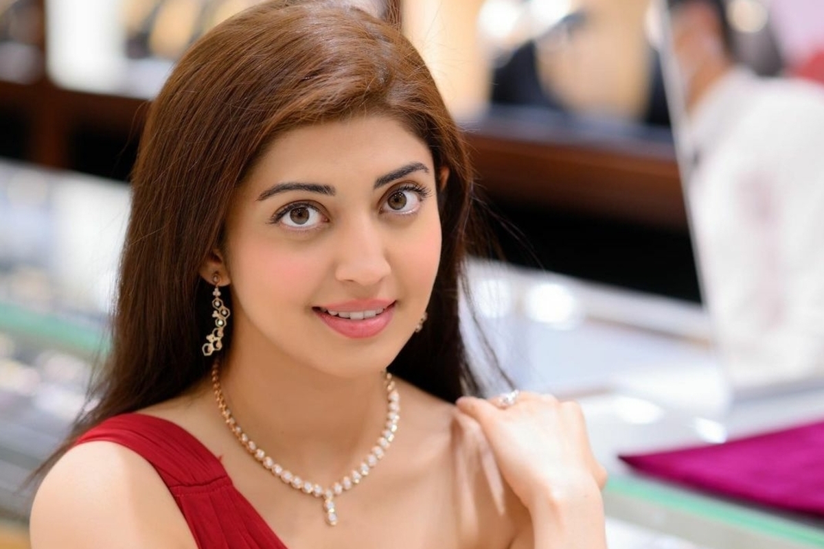 Hungama 2 Star Pranitha Subhash: In Bollywood, You Have to Do Lot of  Packaging Around Yourself