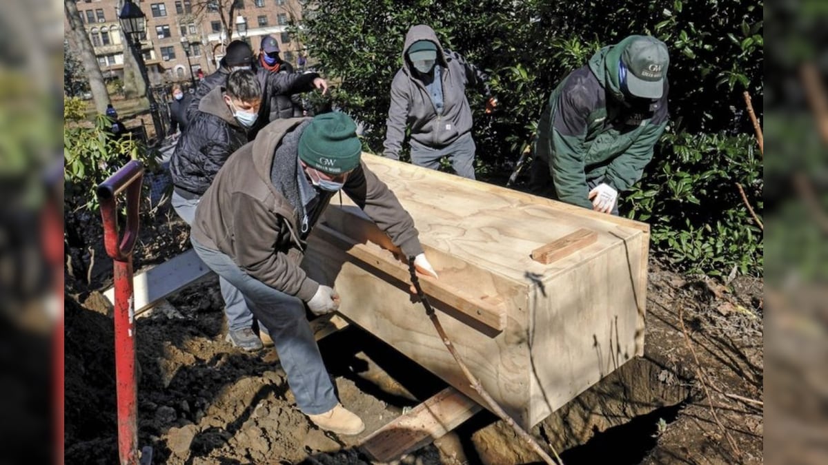 Human Remains of Early Settlers Found During Construction in New York Reburied in City