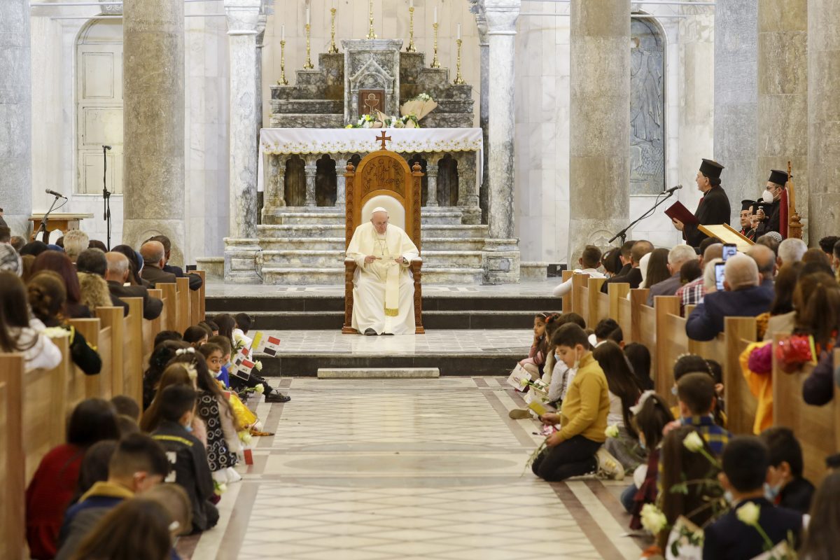 In Pictures: Pope Francis Makes Historic Visit to Regions of Iraq Once ...