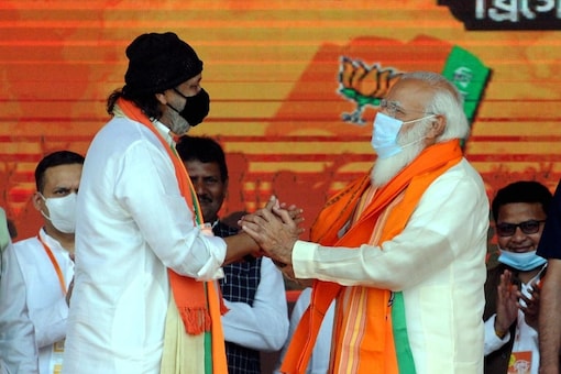 PM Narendra Modi meets actor Mithun Chakraborty