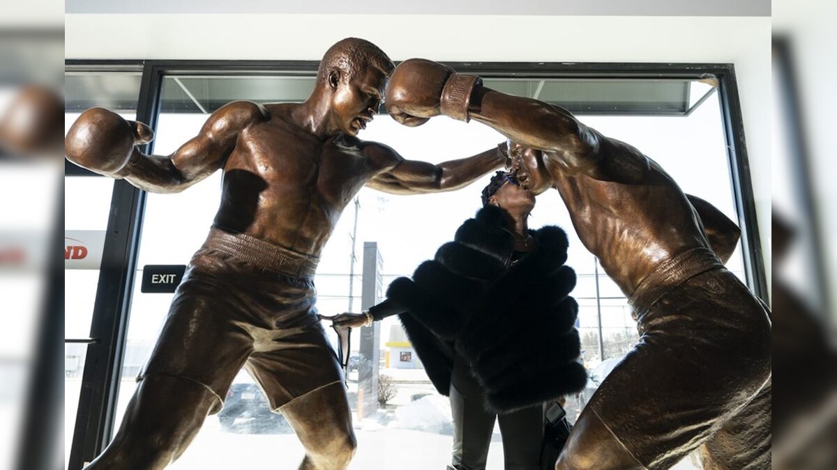 Smokin' Joe Frazier Feted With Statue, Mural in Philadelphia