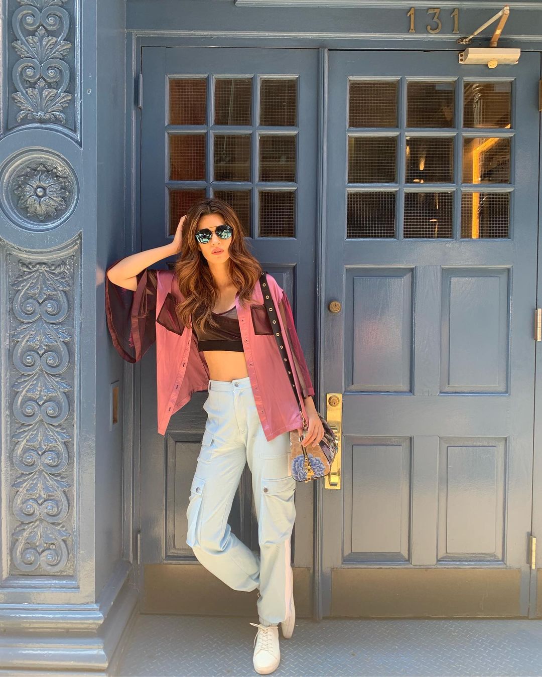 Kriti sanon deals casual style