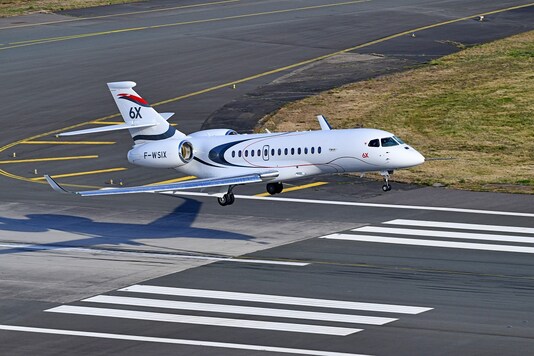 Falcon 6X maiden flight