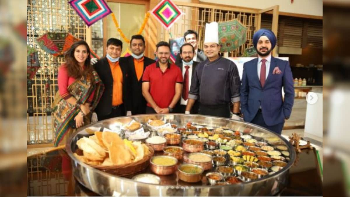 Ahmedabad Restaurant Serves 5-ft-long Motera Thali with Dishes Like Dhoni Khichdi and Kohli Khaman