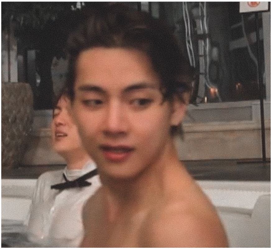 Shirtless Kim Taehyung, Jeon Jungkook's 