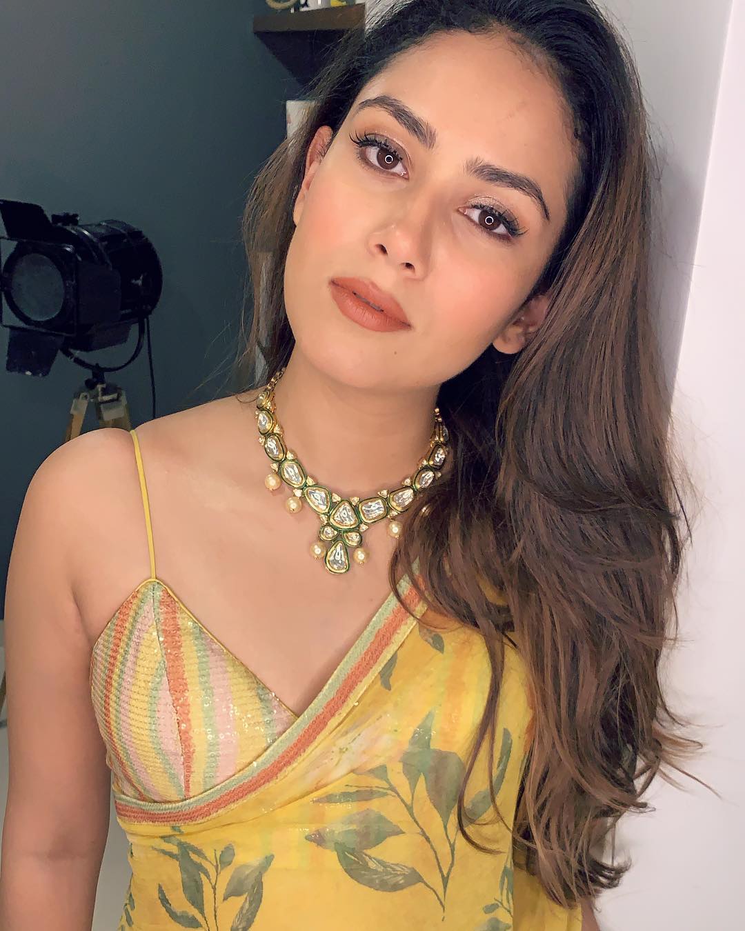 Mira Kapoor Is A Stunner, Looks Hot In Any Outfit She Dons; Check Out
