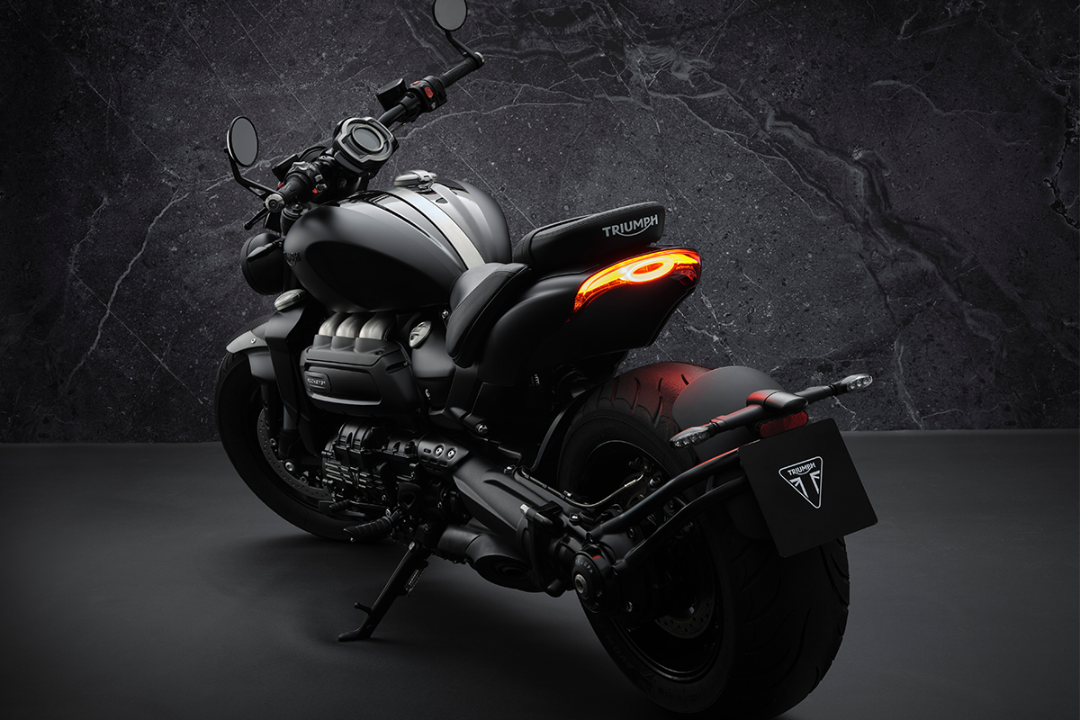 In Pics 21 Triumph Rocket 3 R Black Limited Edition See Detailed Image Gallery Of Features And More Photogallery