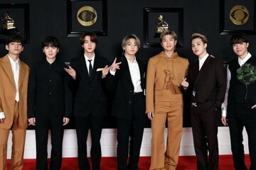 BTS fans furious, make #scammys trend after Grammys 2021 loss