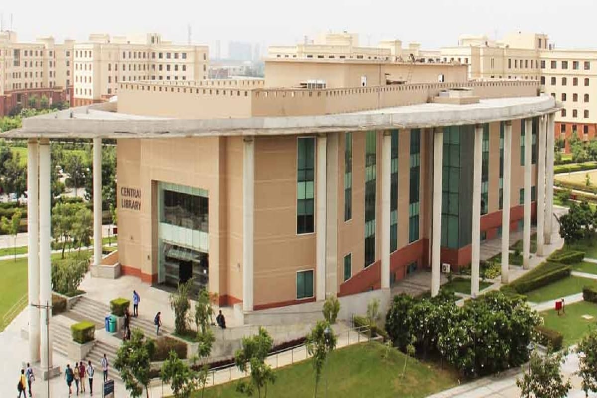 Shiv Nadar University Chennai: Courses, Fees, Admission 2024, Placements,  Rankings