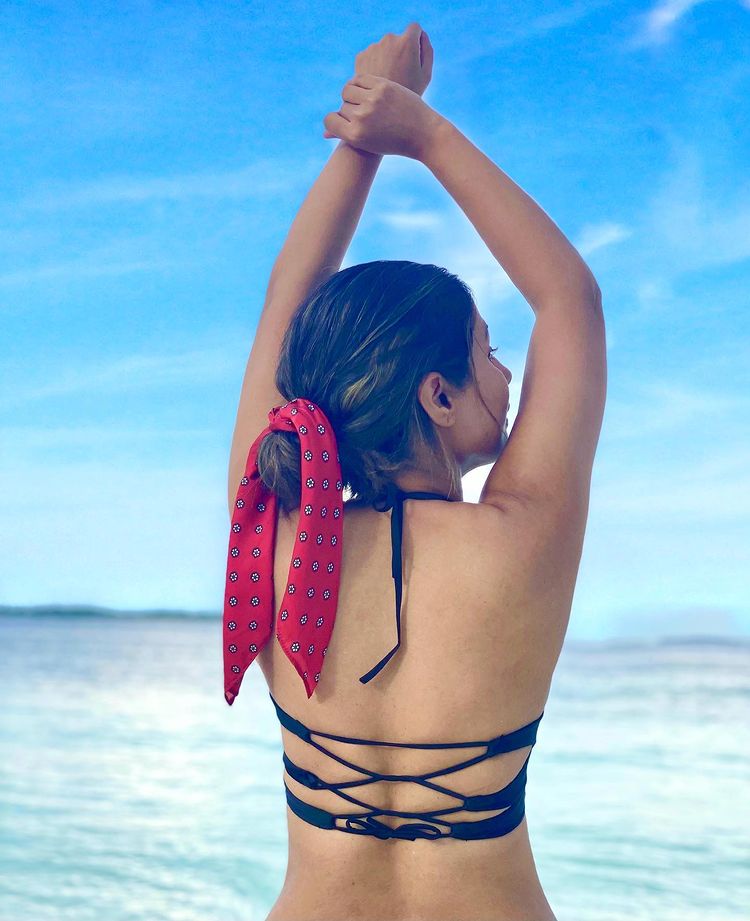  The actress showed off her curvy back in a stylish bikini top. (Image: Instagram)
