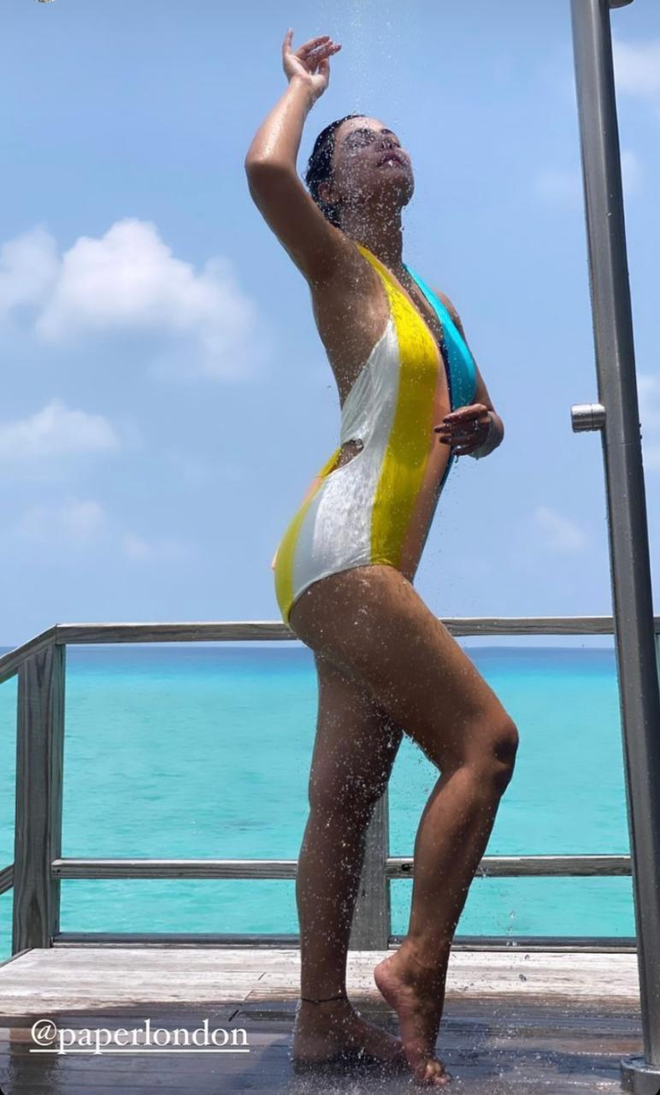  Hina is staying at the Kuramathi island of the Maldives and seems to enjoying every bit. (Image: Instagram)