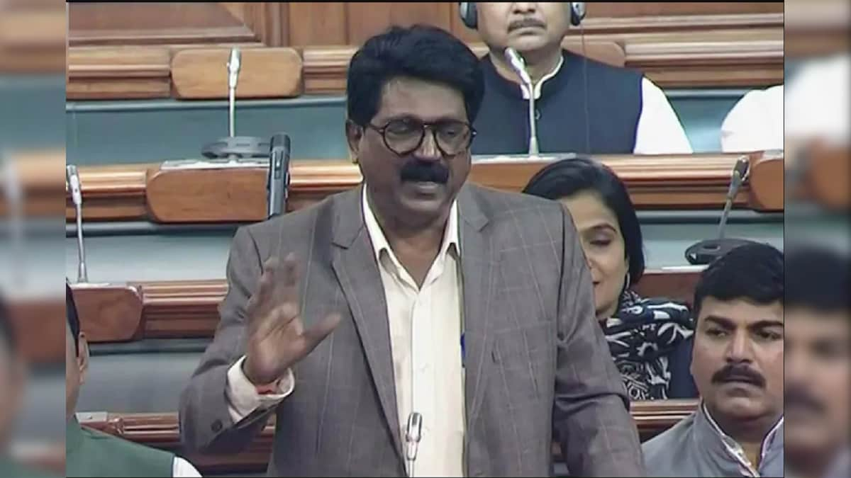 Amaravati MP Navneet Rana Accuses Sena's Arvind Sawant of Threatening Her over Sachin Waze Case