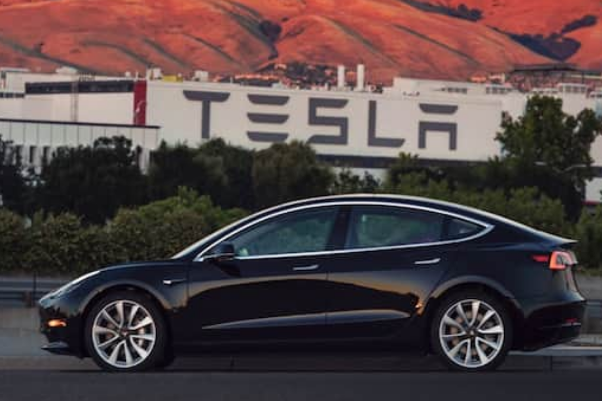 Tesla In-Car Camera Raises Privacy Concerns, Reports Say 'Usage Potentially Undermines Safety Benefits'